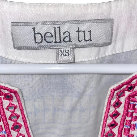 Bella Tu Embellished Embroidered Boho Dress Size XS Blue White Pink Preppy - Picture 6 of 9